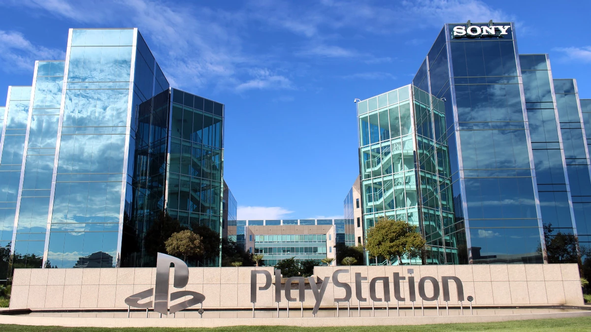 Цифровые продажи PlayStation достигли 85% — скорее всего, у PS6 не будет дисковода и дисков